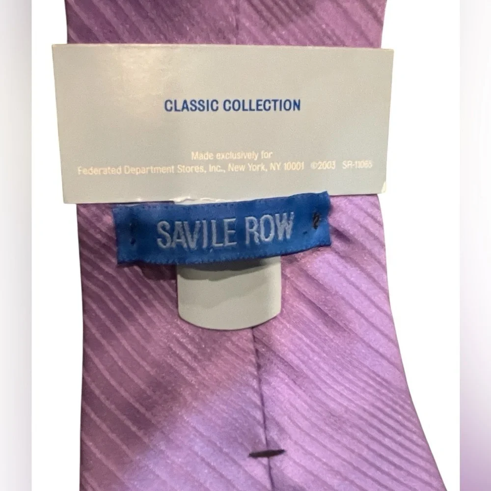 💜NWT Saville Row Lavender 100% Silk Tie. Beautiful color, subtle stripe pattern